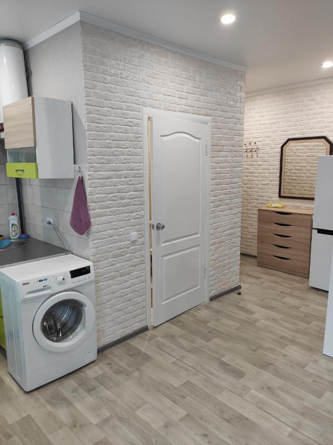 Две Уютные Квартиры В Центре Города Дзержинка - New Apartments Kryvy Rih Extérieur photo